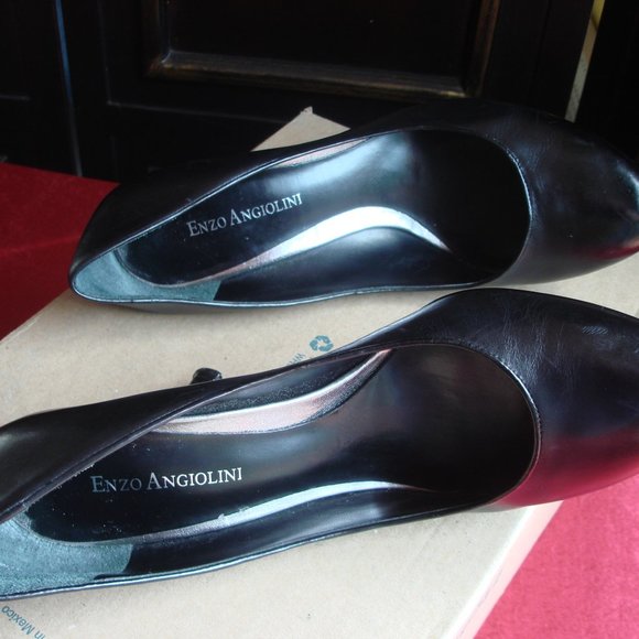 Enzo Angiolini Shoes - Enzo Angiolini Women’s Black Leather Pumps, 8.5